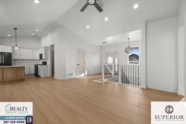 $539,000 | 1141 River Heights Drive, Mills, WY 82604