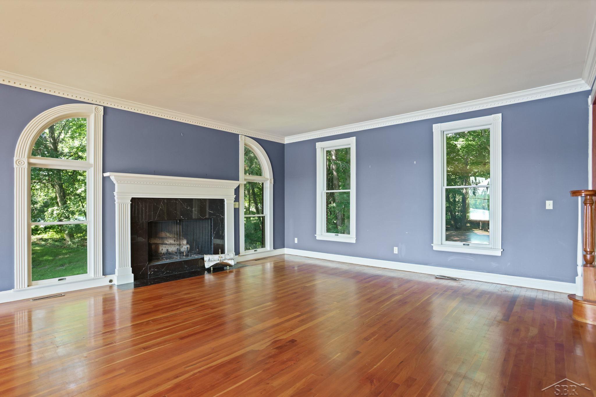 1555 South Graham Road Saginaw, MI 48609 - Photo 12 of 99 50150457-f27707b6-abe2-4280-b30e-8a79ff25c9b0.JPG