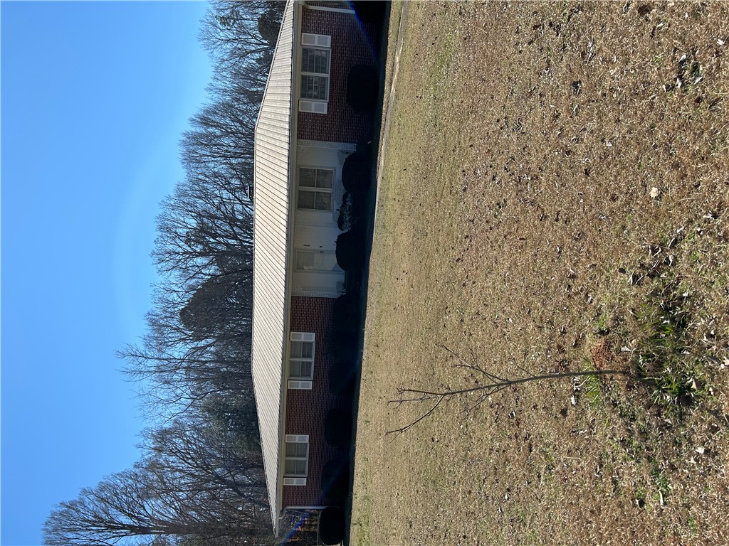 300 Sanford Road Starr, SC 29684 - Photo 8 of 12 Gallery Image 8