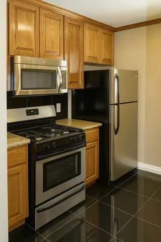 $950 | 4719 Clay Street, Unit 2, Houston, TX 77023