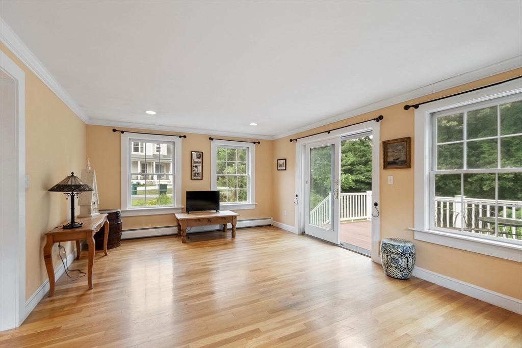 165 Old Stow Road Concord, MA 01742 - Photo 11 of 27