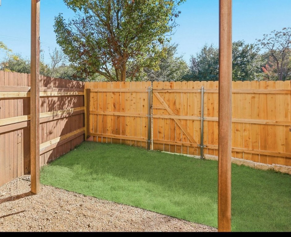 13420 Lyndhurst Street, Unit 807 Austin, TX 78729 - Photo 25 of 29