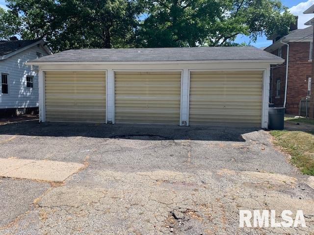 1153 West Monroe Street Springfield, IL 62704 - Photo 4 of 29 Gallery Image 4