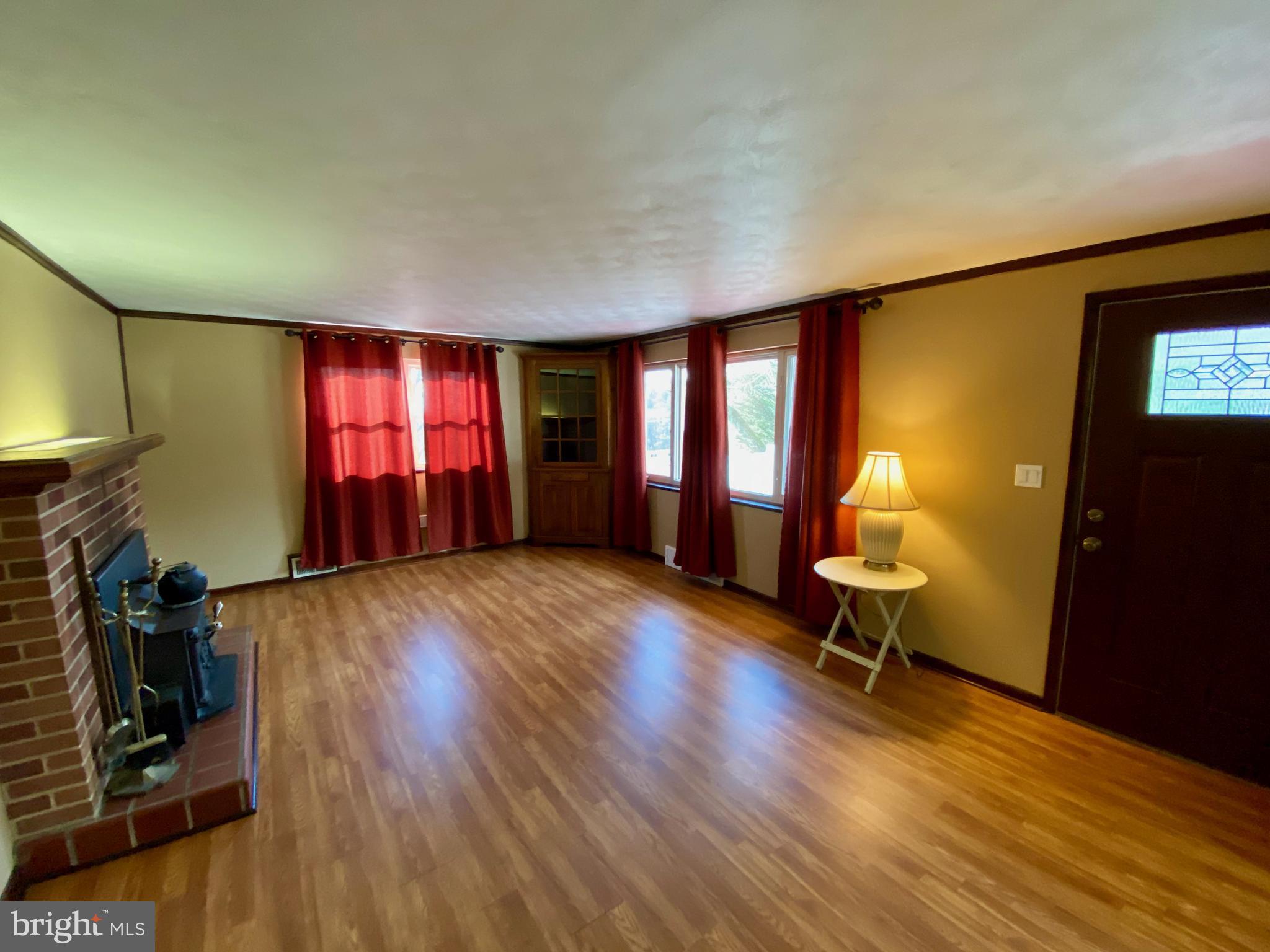 1250 Tower Road York, PA 17406 - Photo 5 of 48 Front Entrance / Living Room