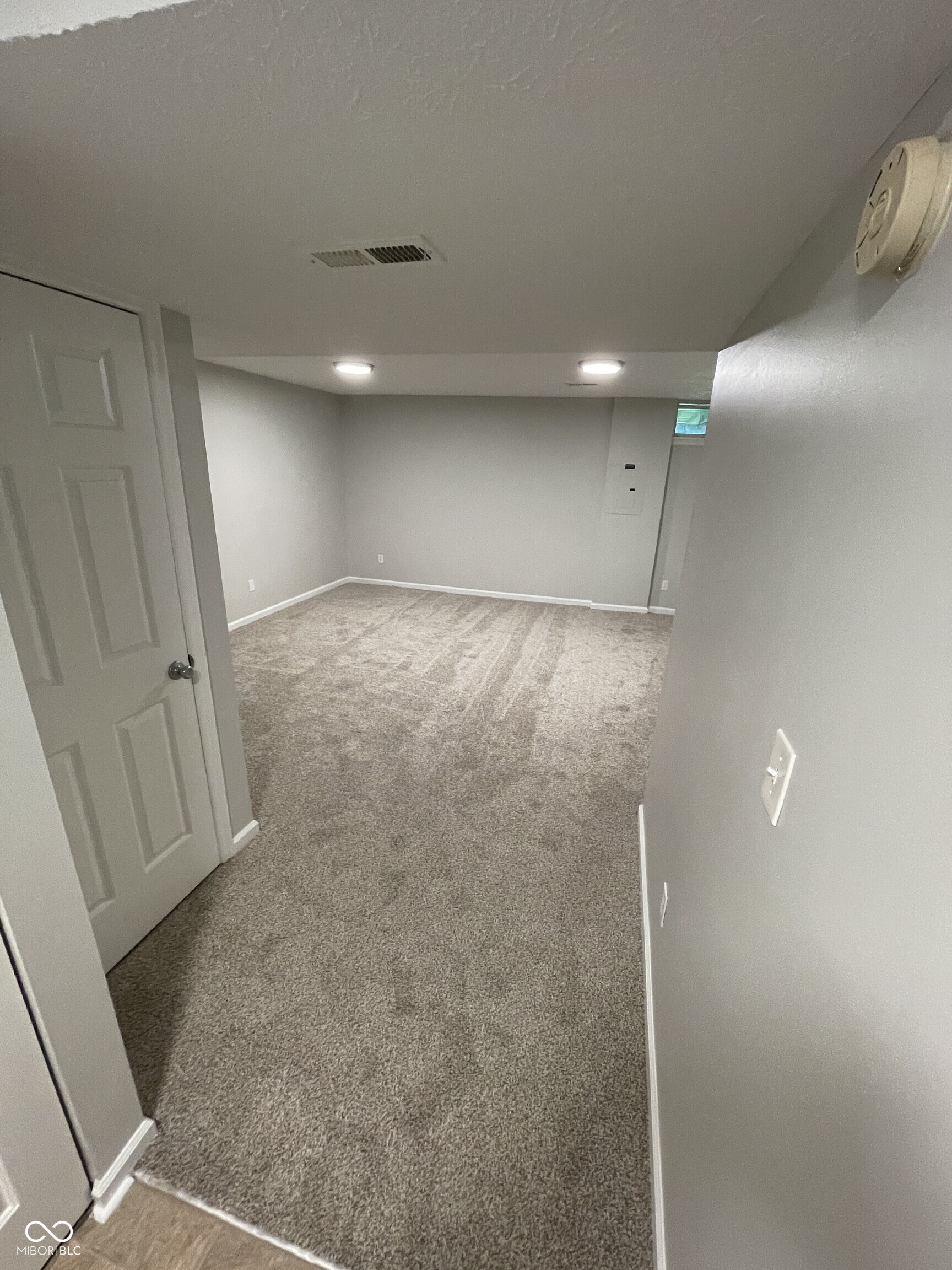 8536 Hague Road Indianapolis, IN 46256 - Photo 15 of 18