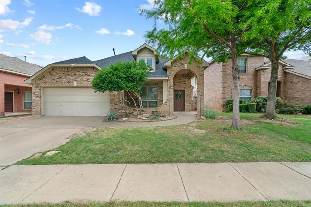 $317,900 | 632 Shotwell Street, Crowley, TX 76036