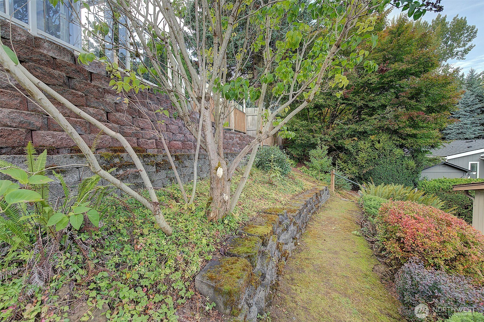 17308 Woodcrest Drive Northeast Bothell, WA 98011 - Photo 38 of 40