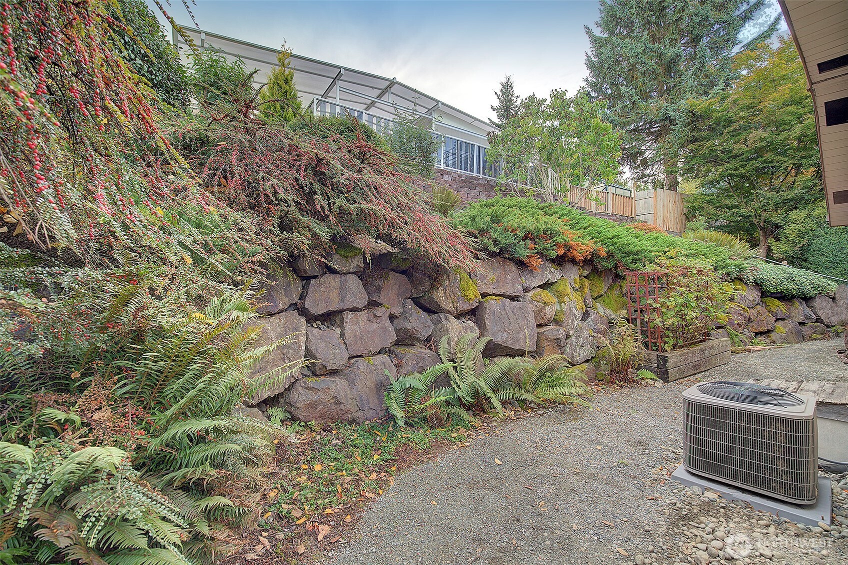 17308 Woodcrest Drive Northeast Bothell, WA 98011 - Photo 39 of 40