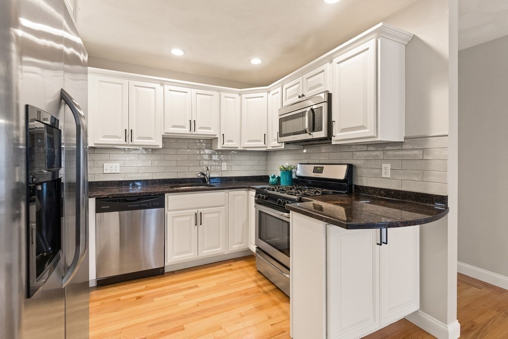 36 Middlesex Avenue, Unit 2 Wilmington, MA 01887 - Photo 7 of 24
