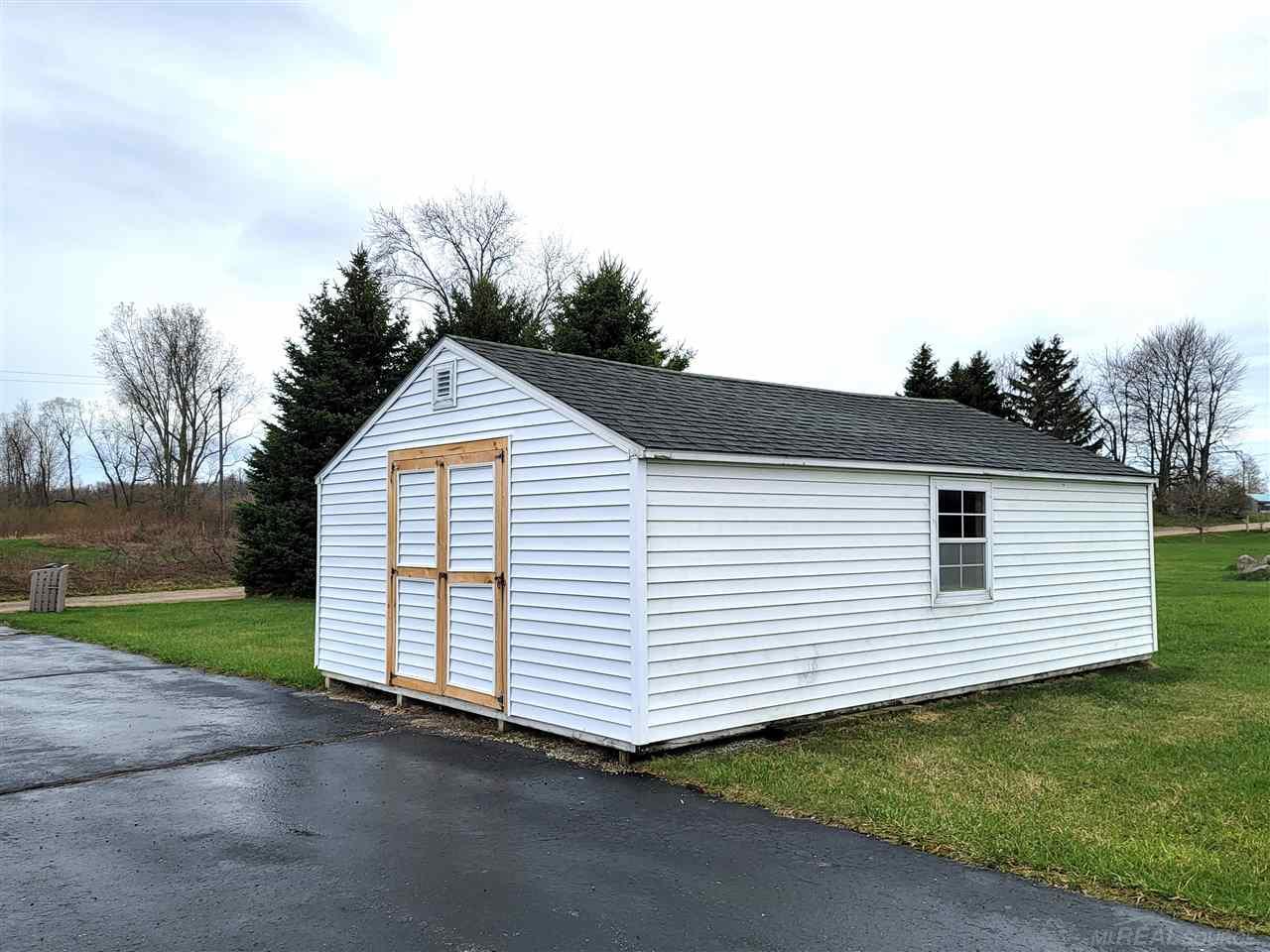 235 East Aitken Road Peck, MI 48466 - Photo 21 of 23 Gallery Image 21