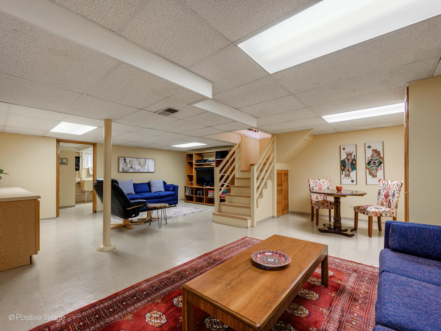 1520 Longvalley Road Glenview, IL 60025 - Photo 23 of 35 a living room with furniture and a wooden floor