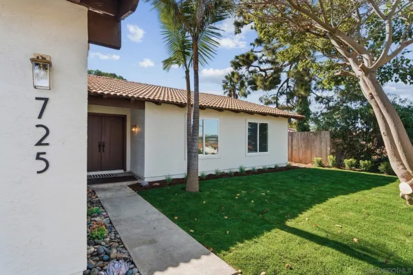 $1,888,888 | 725 Santa Florencia, Solana Beach, CA 92075