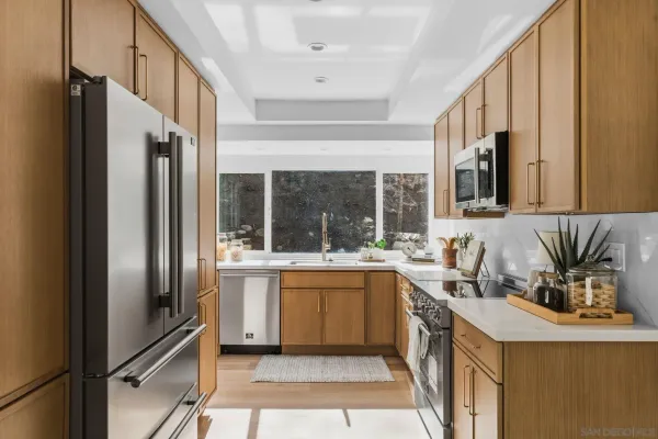 $1,888,888 | 725 Santa Florencia, Solana Beach, CA 92075