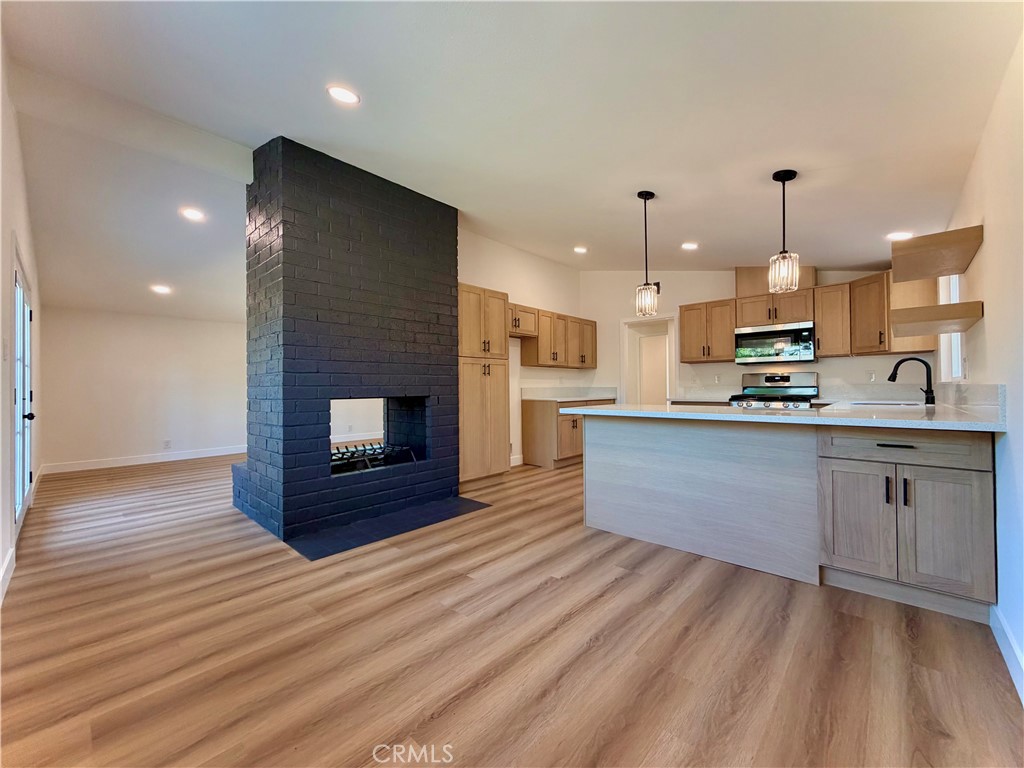 6819 Phoenix Avenue Riverside, CA 92504 - Photo 8 of 27 Gallery Image 8