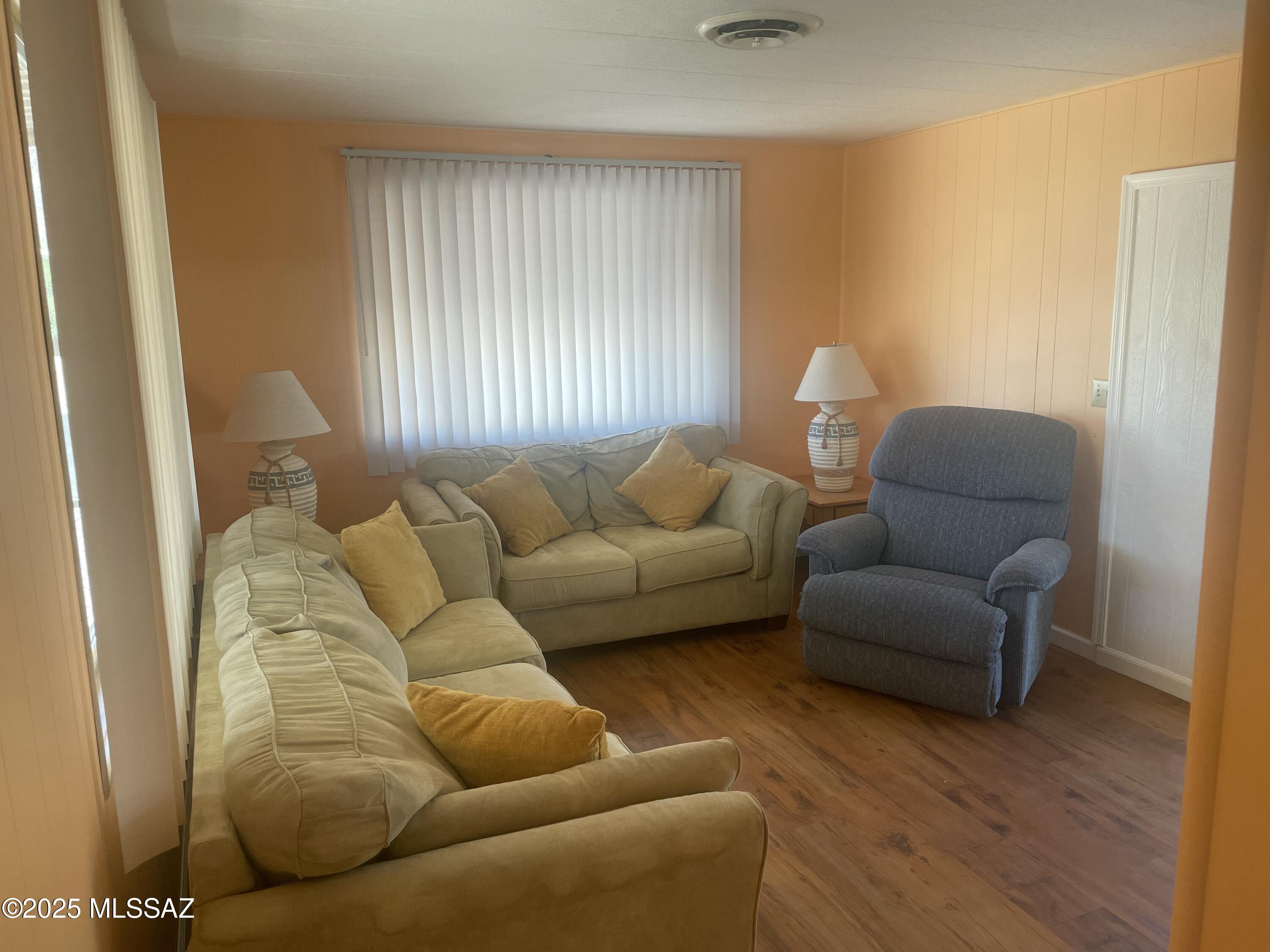 5501 West Rocking Cir Street Tucson, AZ 85713 - Photo 3 of 10 Gallery Image 3