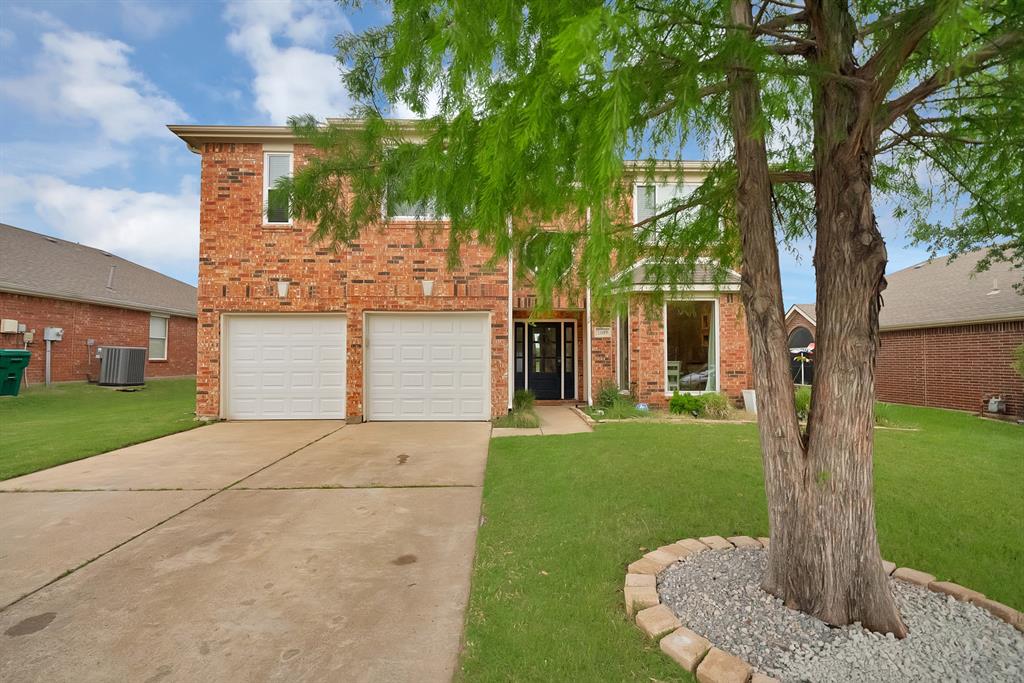 2609 Loon Lake Road Denton, TX 76210 - Photo 3 of 37