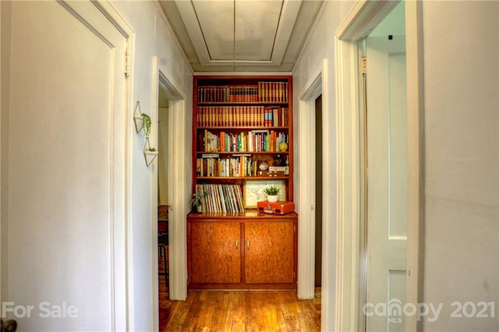 437 Greystone Road Charlotte, NC 28209 - Photo 8 of 15 Gallery Image 8