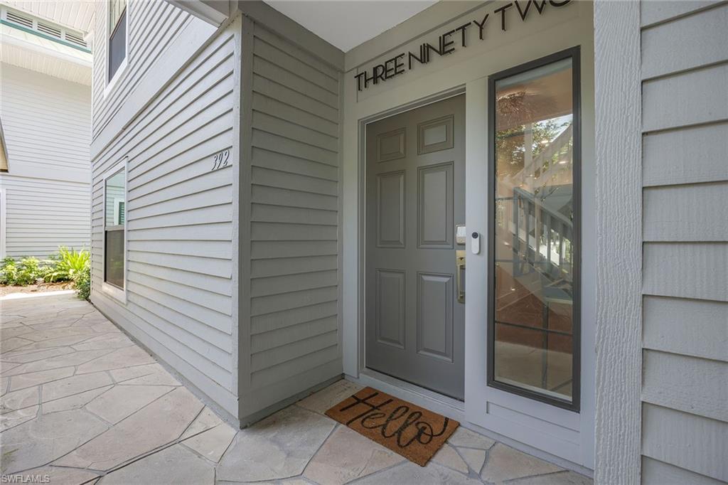 392 7th Avenue South, Unit 4 Naples, FL 34102 - Photo 2 of 29