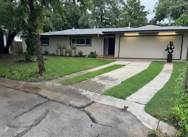 $379,000 | 149 Parkwood Avenue, Arlington, TX 76013