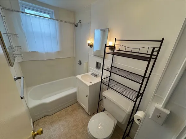 $1,475 | 115 Sweet Avenue, Woonsocket, RI 02895