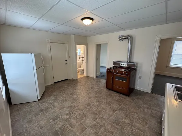 $1,475 | 115 Sweet Avenue, Woonsocket, RI 02895