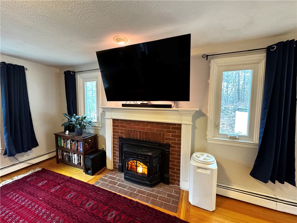 2 Cedar Forest Road North Smithfield, RI 02896 - Photo 6 of 41