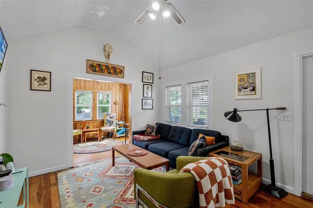 $425,000 | 1038 North Hampton Avenue, Orlando, FL 32803