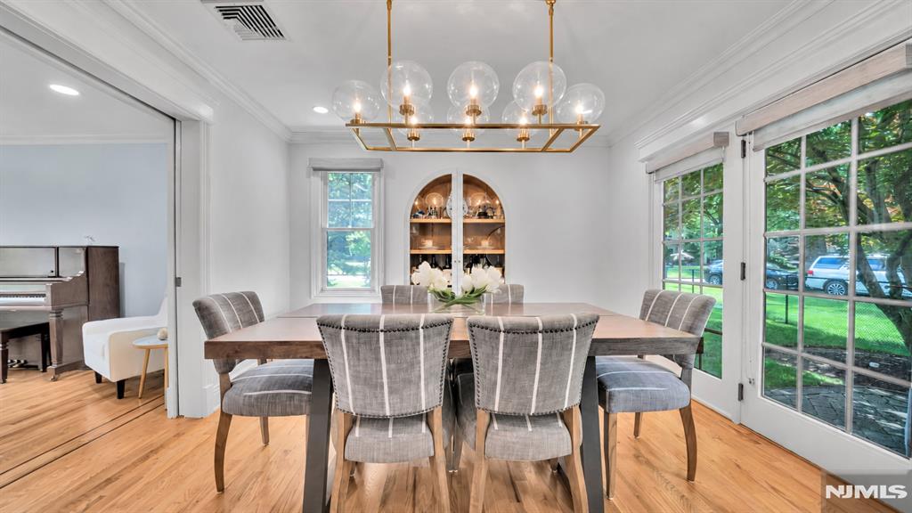 26 Devonshire Road Cresskill, NJ 07626 - Photo 10 of 47