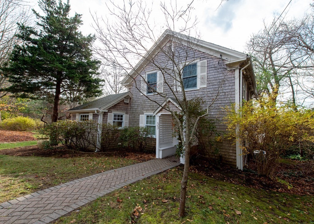 33 Mayflower Ridge Drive Wareham, MA 02571 - Photo 7 of 42