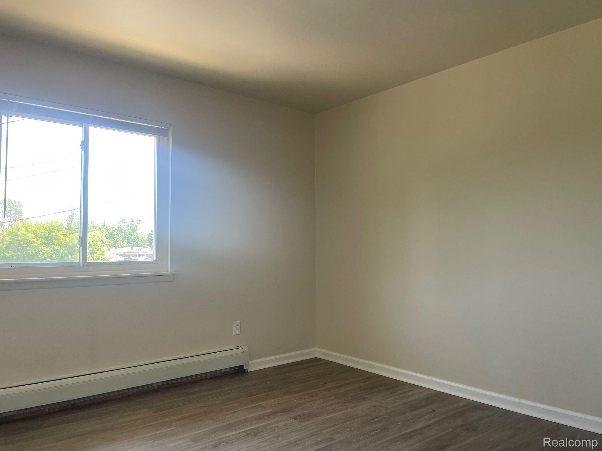 19220 Wick Road, Unit 224 Allen Park, MI 48101 - Photo 13 of 18 Gallery Image 13