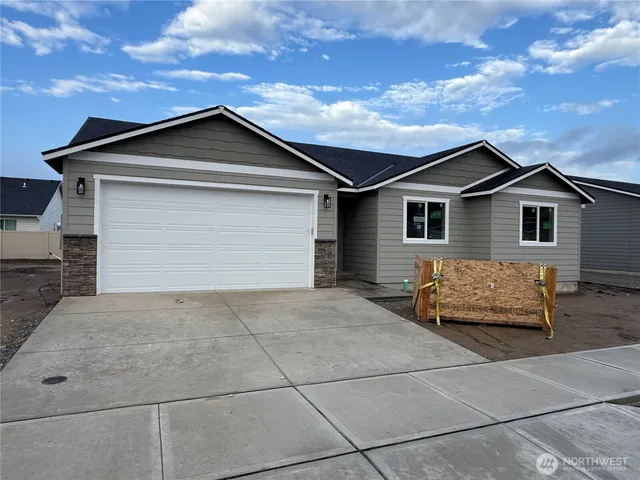 $504,900 | 70 Salmon Drive, Wenatchee, WA 98801