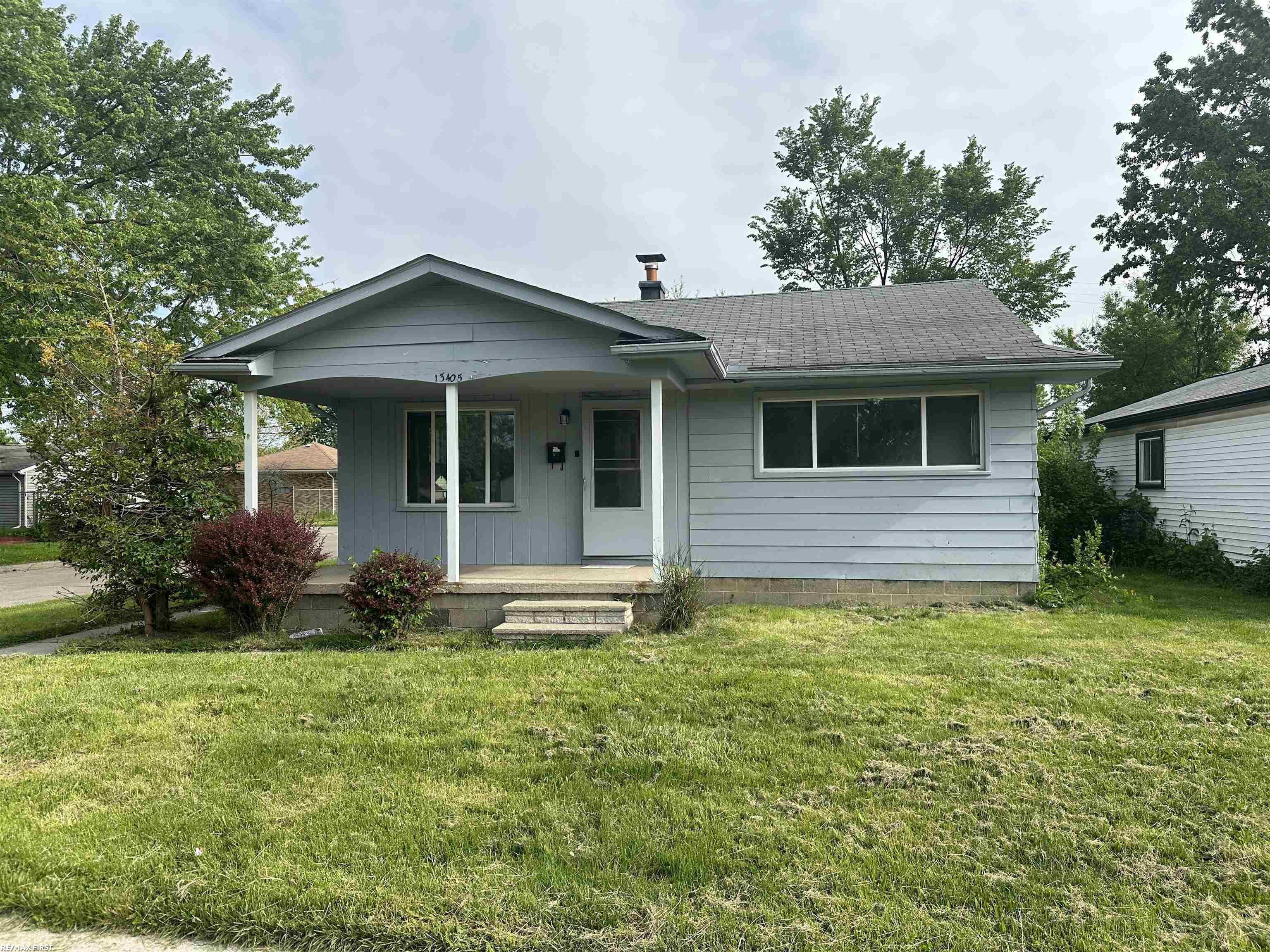 13405 Toepfer Road Warren, MI 48089 - Photo 2 of 15 50142205-31431b11-693b-4309-8902-f32d03c5d642.JPG