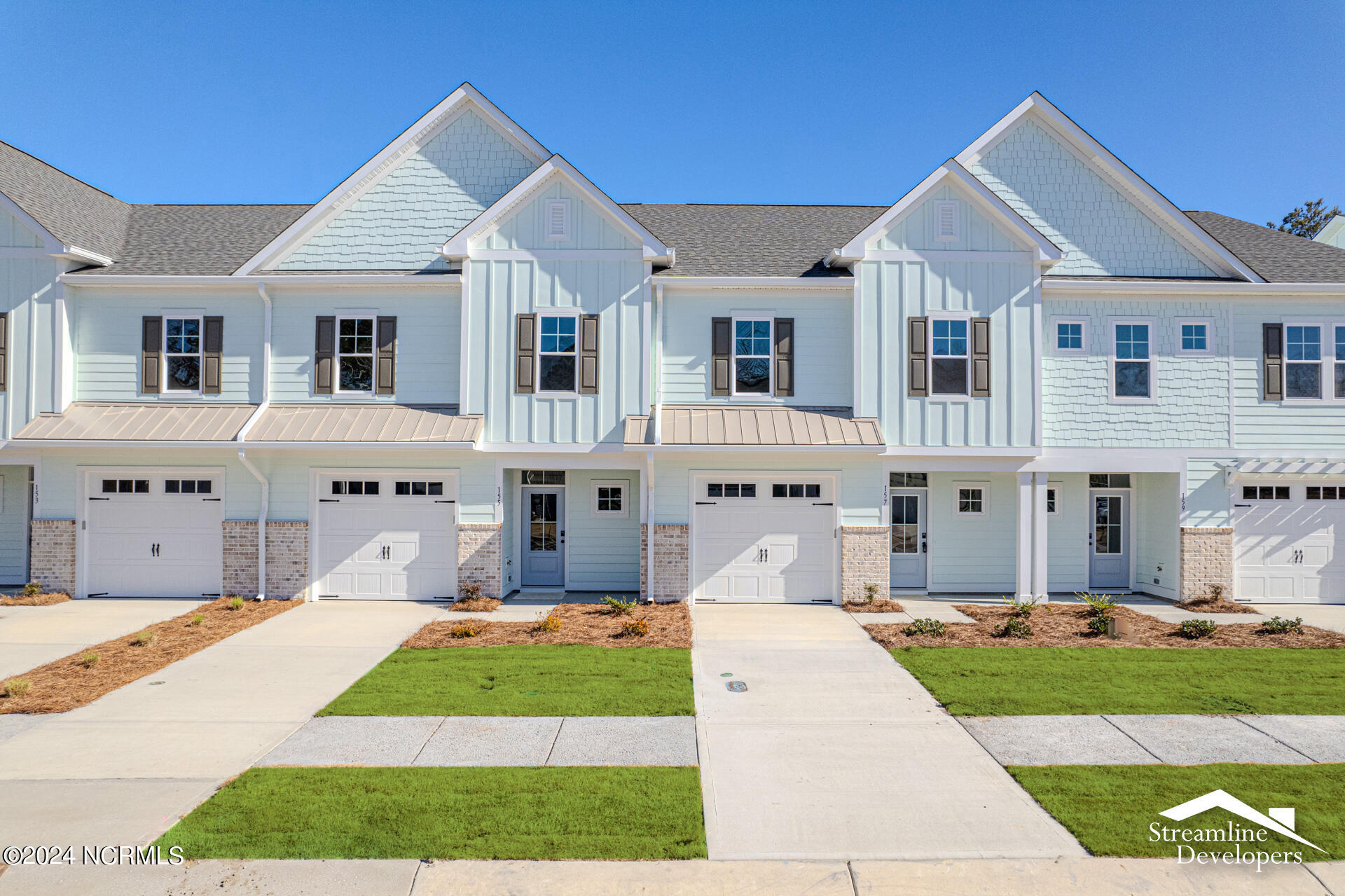 155 Freedom Park Road Beaufort, NC 28516 - Photo 1 of 23 Exterior