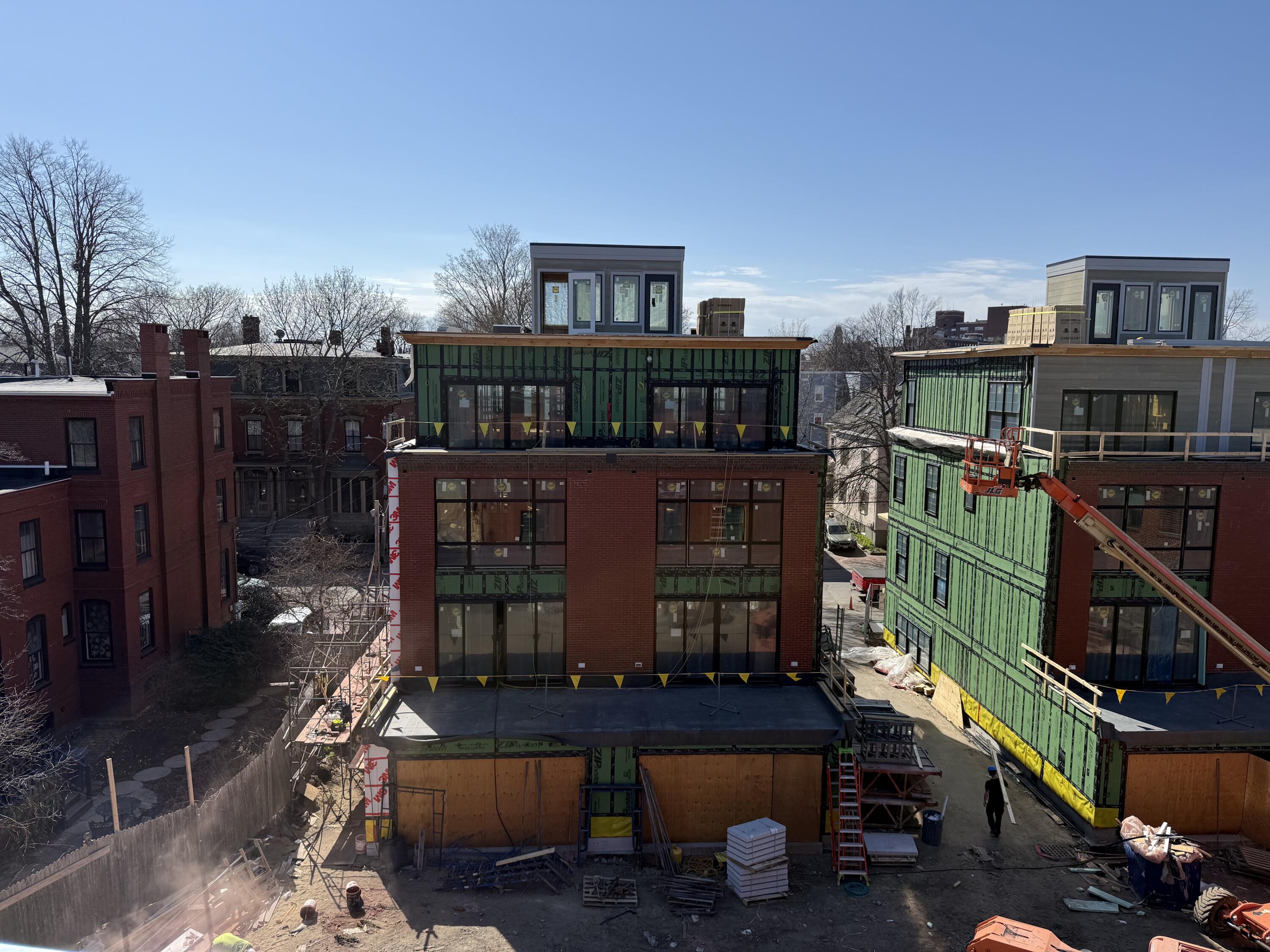 51 Carleton Street, Unit B Portland, ME 04102 - Photo 5 of 11 IMG_2636