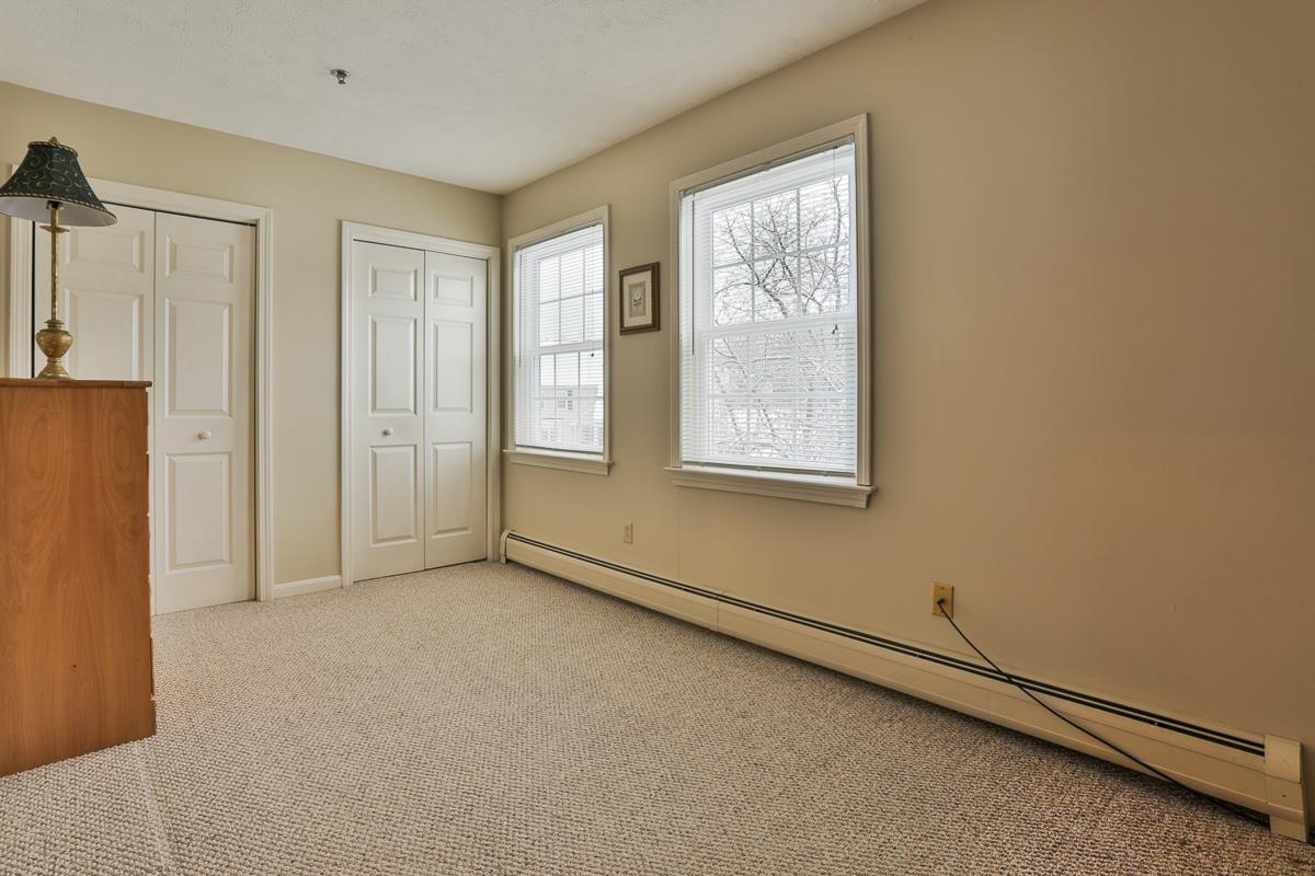43 Riviera Road Hudson, NH 03051 - Photo 17 of 25