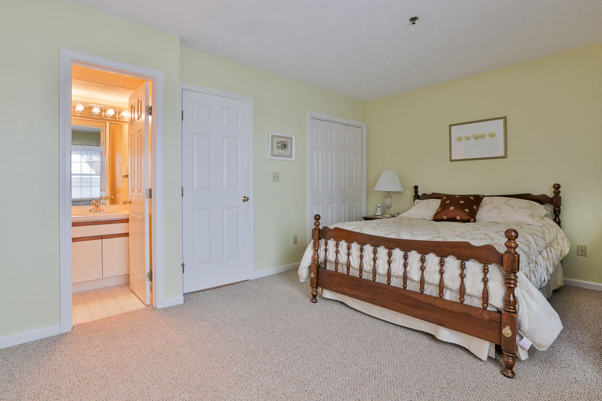 43 Riviera Road Hudson, NH 03051 - Photo 22 of 25