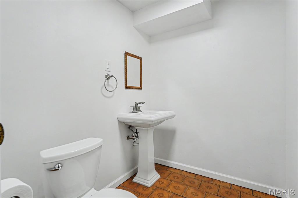5795 Webb Road Hillsboro, MO 63050 - Photo 29 of 41