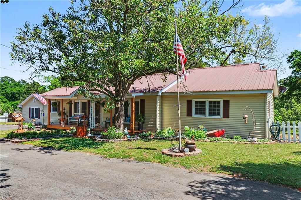 1763 Burnett Ferry Road Southwest Rome, GA 30165 - Photo 2 of 28