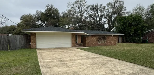 $319,000 | 1932 Shady Oaks Drive, Tallahassee, FL 32303