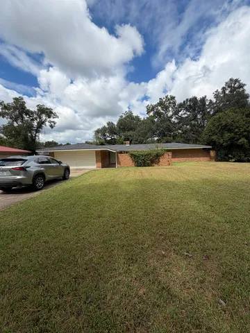 $319,000 | 1932 Shady Oaks Drive, Tallahassee, FL 32303