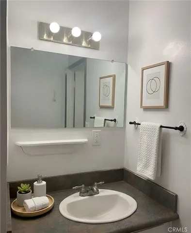 $5,200 | 2734 Grove La, La Verne, CA 91750