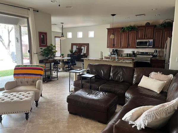 $1,900 | 20830 Enchantment Pass, Maricopa, AZ 85138