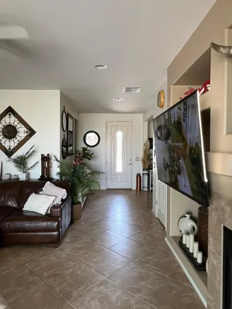 $1,900 | 20830 Enchantment Pass, Maricopa, AZ 85138
