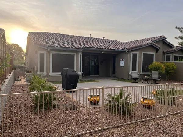 $1,900 | 20830 Enchantment Pass, Maricopa, AZ 85138