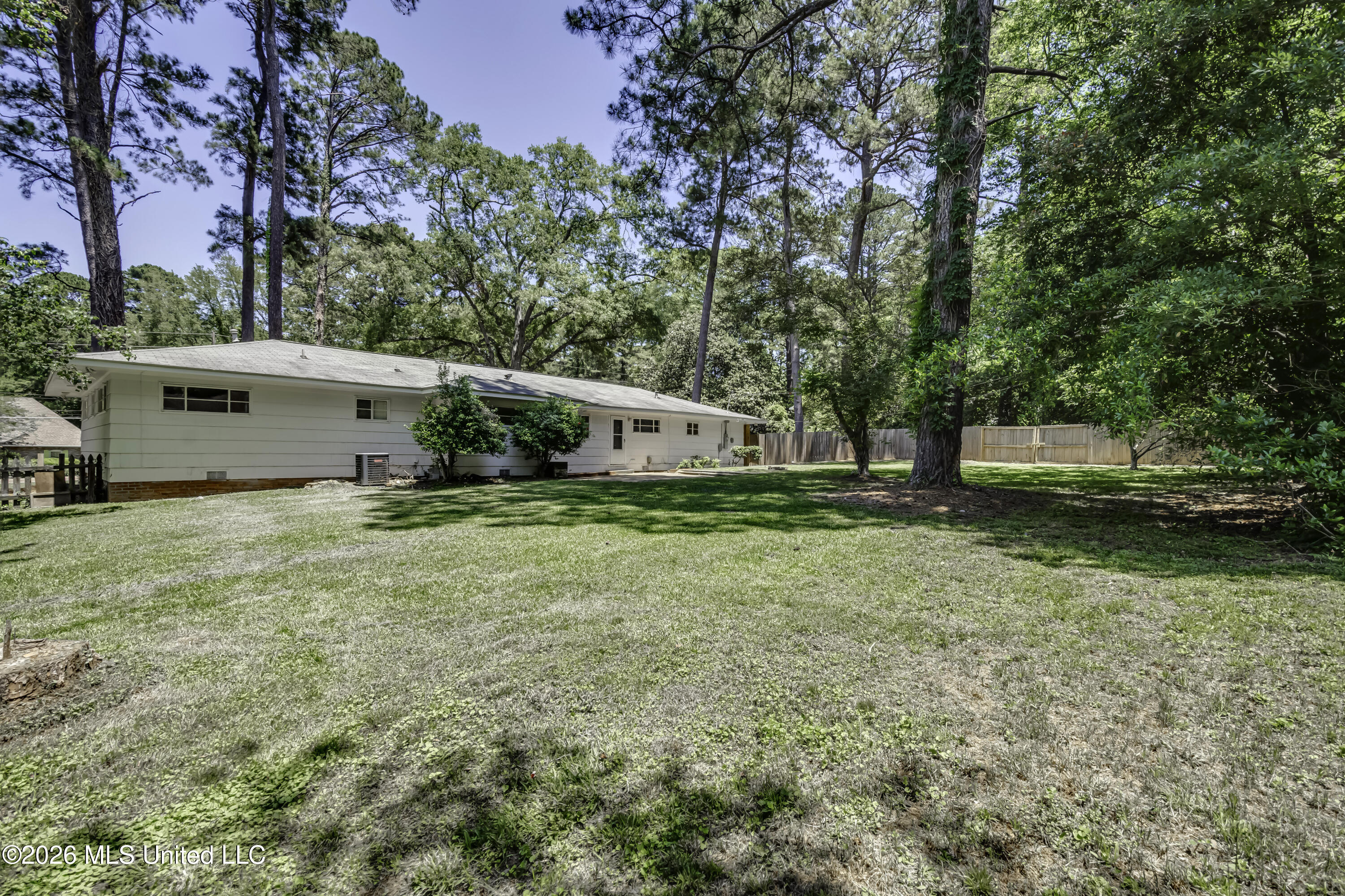 2051 Meadowbrook Road Jackson, MS 39211 - Photo 45 of 49 2051 Meadowbrook--17