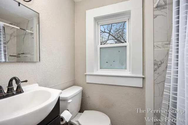 $239,000 | 122 Brookview Street, Kalamazoo, MI 49048