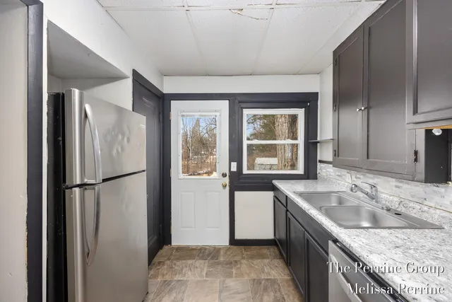 $239,000 | 122 Brookview Street, Kalamazoo, MI 49048