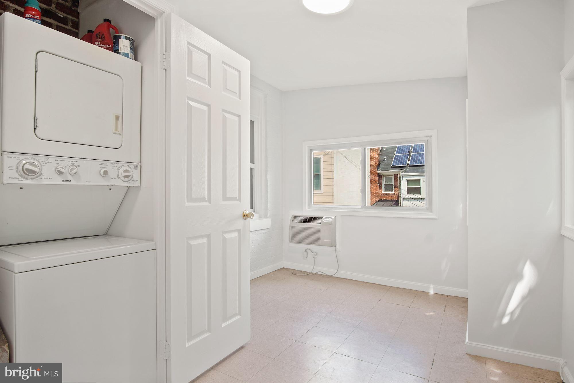 210 17th Street Southeast, Unit 2 Washington, DC 20003 - Photo 4 of 20