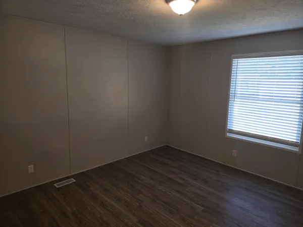 $97,000 | 26 Traveler Drive Northwest, Sparta, MI 49345