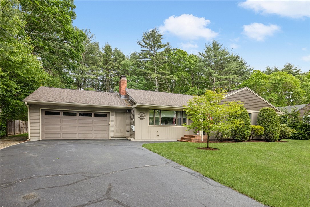 236 Phillips Hill Road Coventry, RI 02816 - Photo 3 of 42
